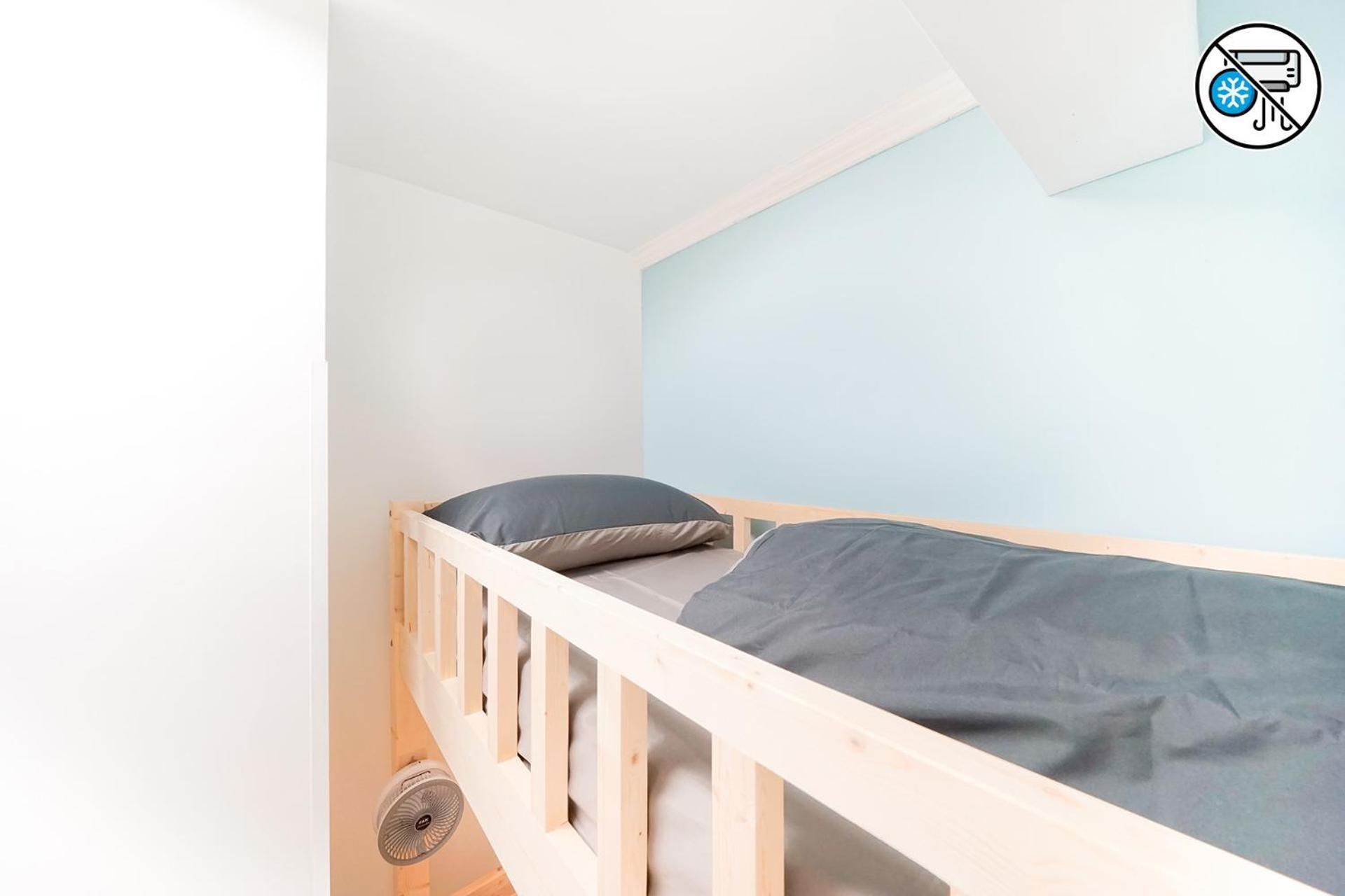 Shared Dormitory Wan Chai Road 187 홍콩 외부 사진